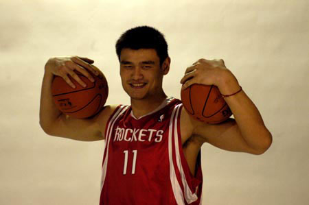 队史第二快！英格拉姆得分突破500+，仅次于伦纳德（英格拉姆完成500+得分里程碑，队史达成速度仅次伦纳德）