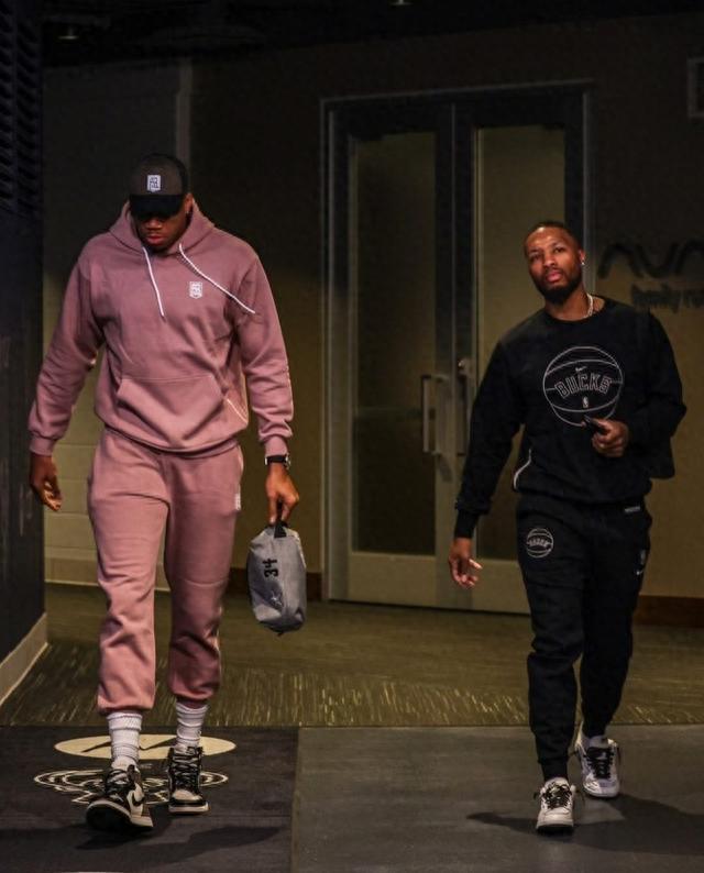 科曼：拜仁和巴黎是我最支持的球队，更支持拜仁一点（科曼：我最支持拜仁和巴黎，但更偏向拜仁）