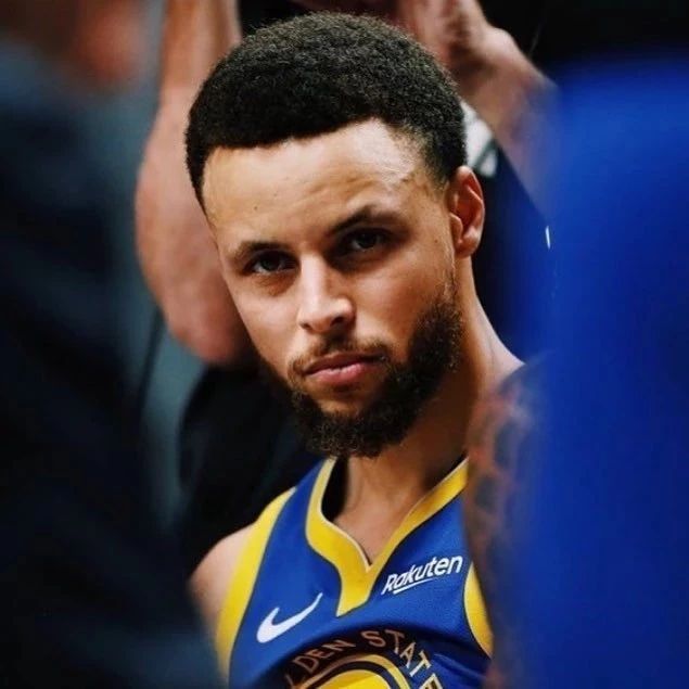 邮报：穆帅在土耳其住的酒店为奥斯曼宫殿改建，他钟爱室内泳池（邮报：穆帅下榻土耳其由奥斯曼宫殿改建的酒店，偏爱室内泳池）