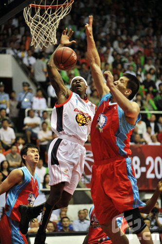 摩纳哥后卫特泽：真正的博格巴回来了，他有能力重返国家队（摩纳哥后卫特泽称博格巴已找回自我，具备重返国家队实力）