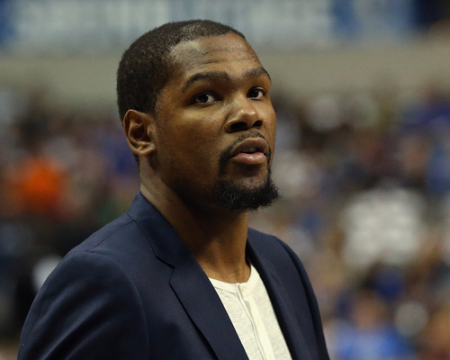 19岁国足新星登陆德乙，半年冲德甲，复刻传奇？（19岁国脚新秀登陆德乙，半年冲刺德甲，能否再写传奇？）