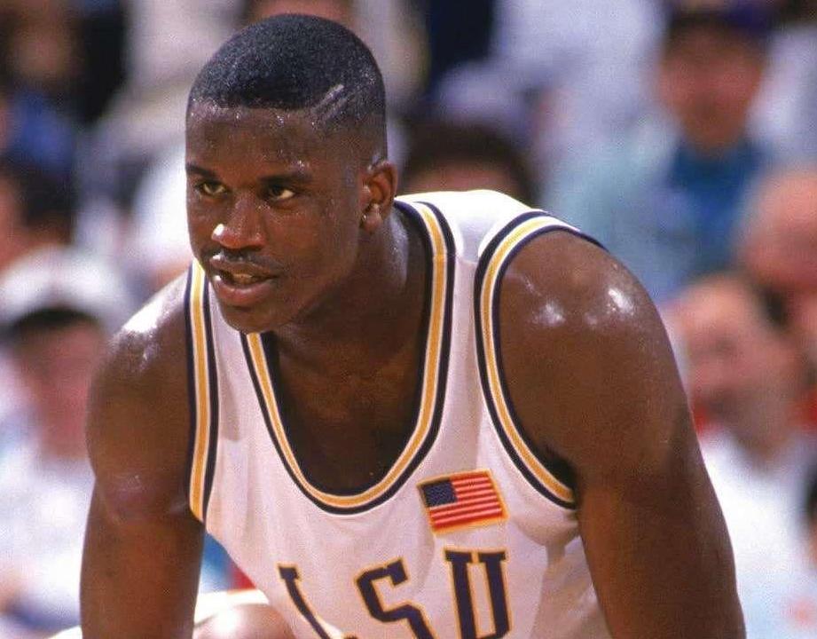 半场战报：赫罗纳1-0阿拉维斯，齐甘科夫建功（半场比分：赫罗纳1比0领先阿拉维斯，齐甘科夫破门）