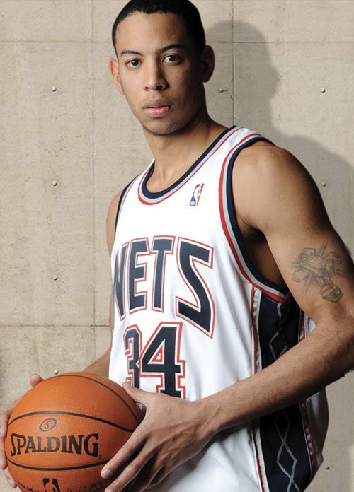 花有重开日，人无再少年内马尔（花可再开，内马尔难再少年）