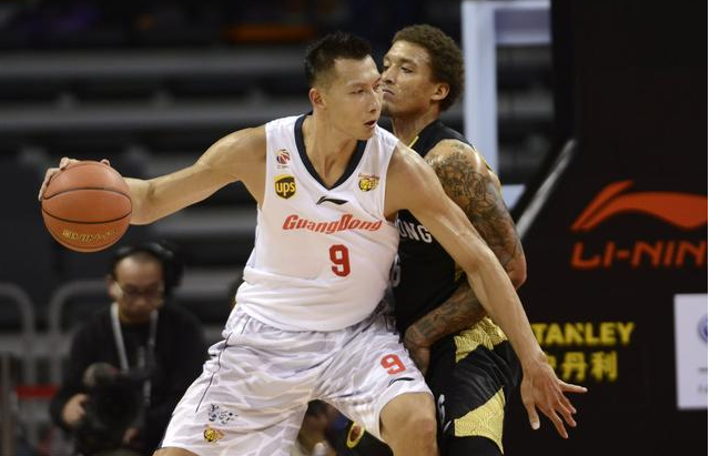 武汉三镇官方：邓涵文将于合同期满后离队（武汉三镇官宣：邓涵文合同到期后将离队）