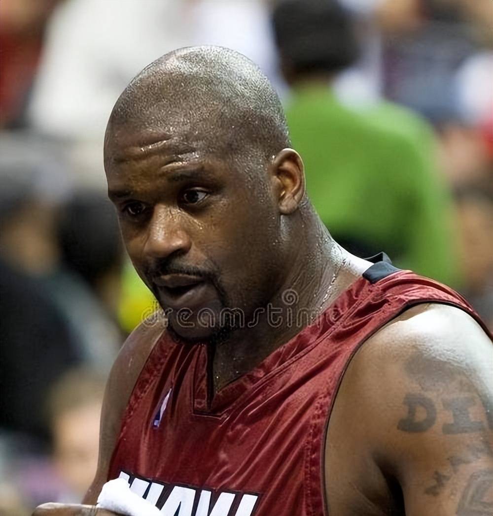 东契奇生涯30+5+5场次超越字母哥，升至历史第五（东契奇生涯30+5+5次数反超字母哥，位列历史第5）